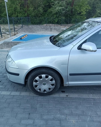 Skoda Octavia cena 8000 przebieg: 306000, rok produkcji 2007 z Gdańsk małe 137